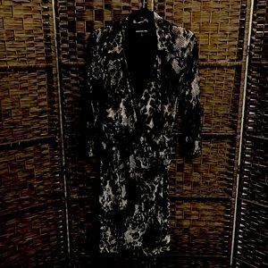 Jones New York flared collar, gathered at waist, 3/4 sleeve, below the knee